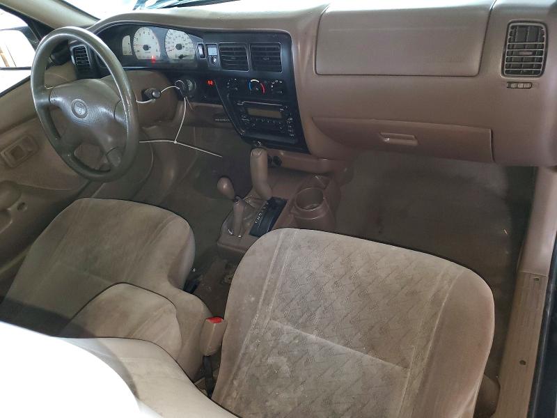 Продаж на аукціоні авто 2001 Toyota Uk, vin: 5TEWM72N01Z827384, номер лоту: 57242276