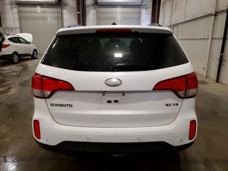 56508726 :رقم المزاد ، 5XYKU4A76FG578221 vin ، 2015 Kia Sorento مزاد بيع