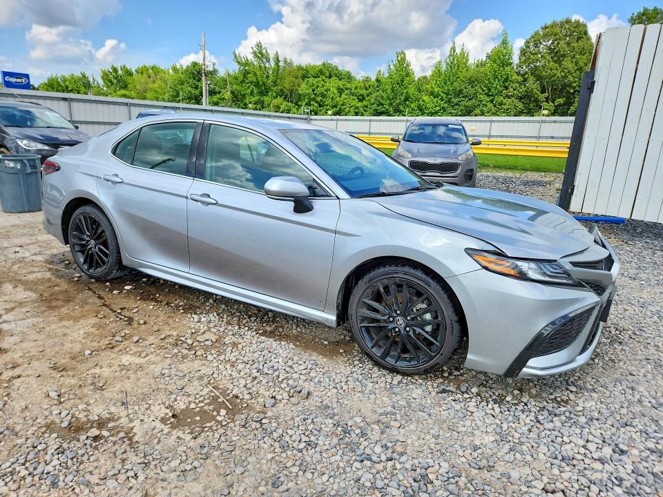 2023 Toyota Camry მანქანა იყიდება აუქციონზე, vin: 4T1K61AK8PU835954, აუქციონის ნომერი: 56878816