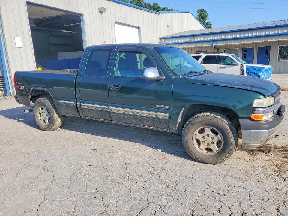 2002 Chevrolet Silverado მანქანა იყიდება აუქციონზე, vin: 2GCEK19T921348485, აუქციონის ნომერი: 59052346