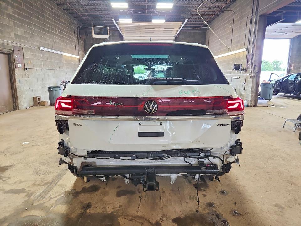58257516 :رقم المزاد ، 1V2FR2CA5RC586205 vin ، 2024 Volkswagen Atlas مزاد بيع