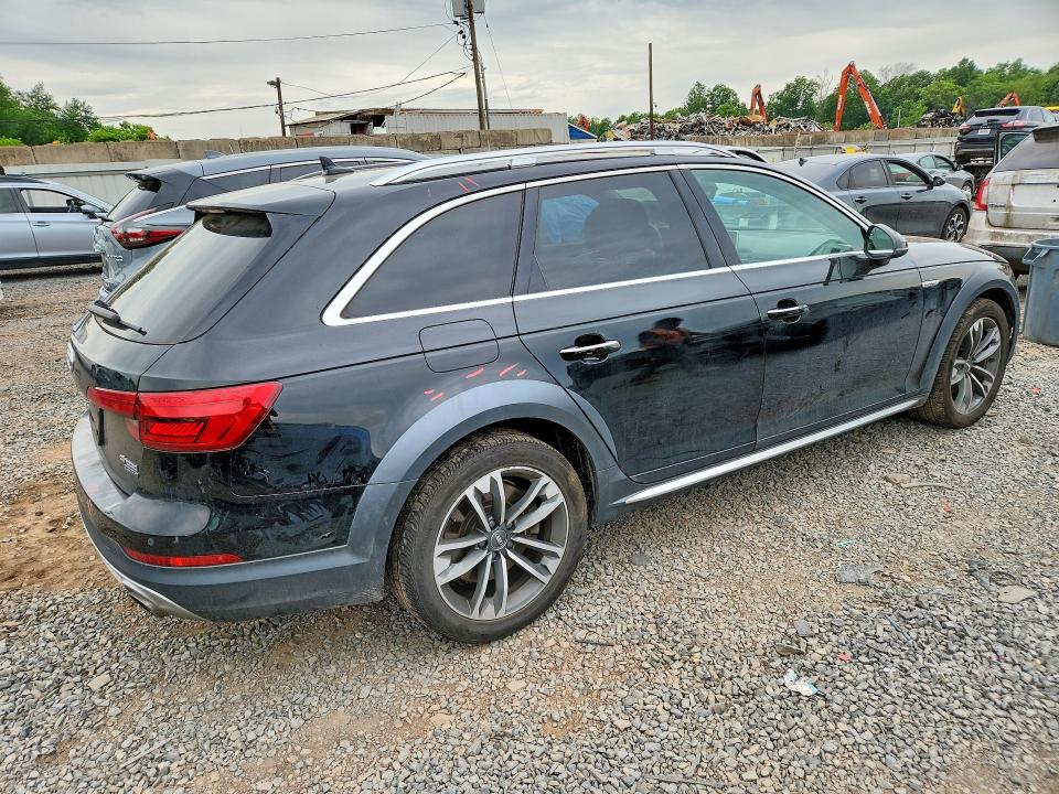 Продажа на аукционе авто 2017 Audi A4 Allroad, vin: WA18NAF45HA106030, номер лота: 57264116