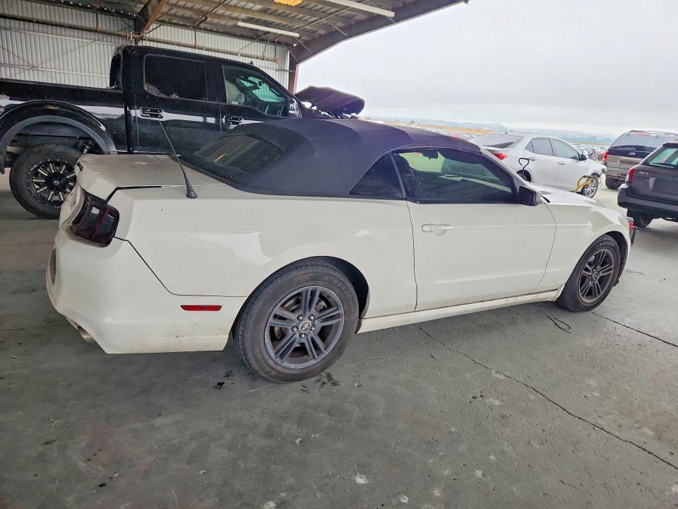 58306376 :رقم المزاد ، 1ZVBP8EM1D5224690 vin ، 2013 Ford Mustang مزاد بيع