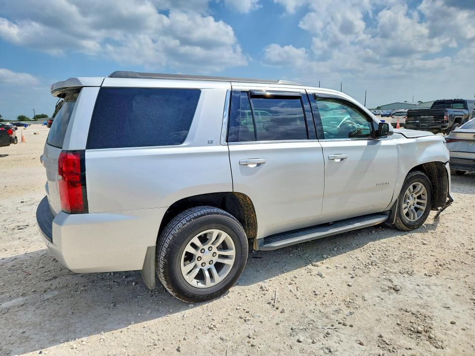 Продажа на аукционе авто 2018 Chevrolet Tahoe, vin: 1GNSKBKC8JR263072, номер лота: 58641506