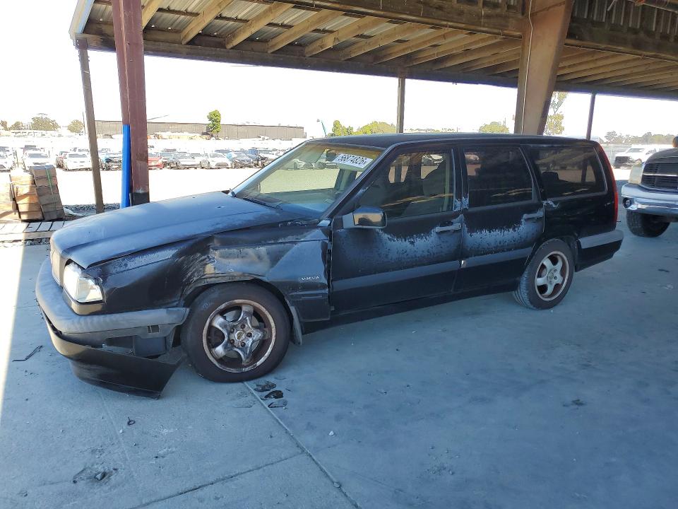 1997 Volvo 850 მანქანა იყიდება აუქციონზე, vin: YV1LW554XV2304186, აუქციონის ნომერი: 56874826