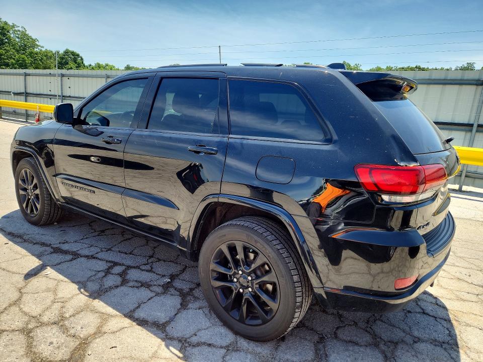 55866776 :رقم المزاد ، 1C4RJFAGXJC499716 vin ، 2018 Jeep Grand Cherokee مزاد بيع