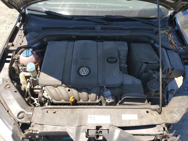 58777796 :رقم المزاد ، 3VWDP7AJ2DM218504 vin ، 2013 Volkswagen Jetta مزاد بيع