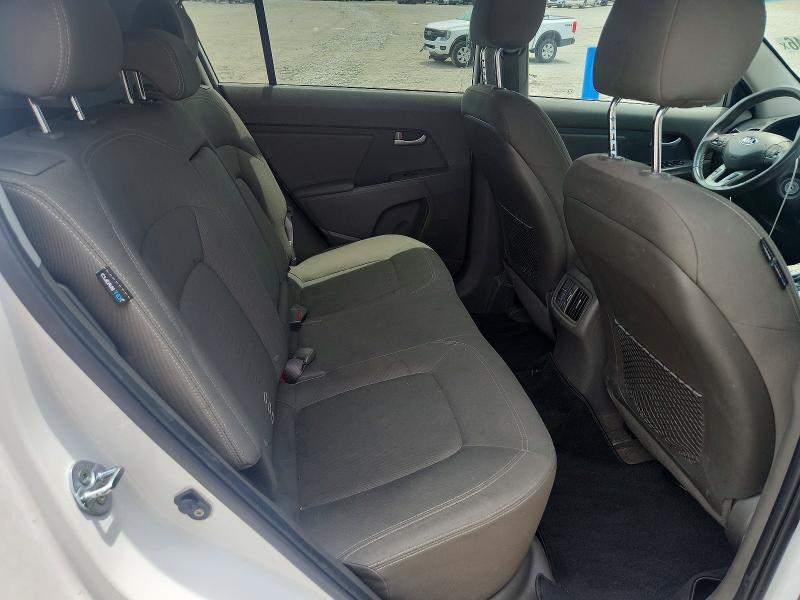 Продажа на аукционе авто 2015 Kia Sportage, vin: KNDPC3AC8F7790695, номер лота: 58932346