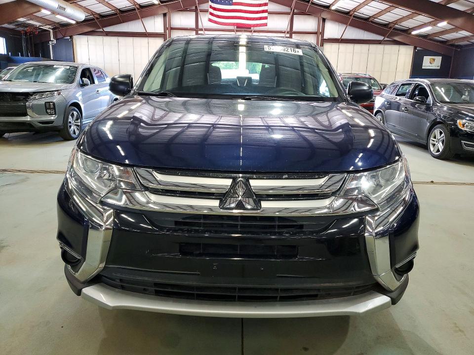 Продаж на аукціоні авто 2018 Mitsubishi Outlander, vin: JA4AZ3A37JZ061597, номер лоту: 57699216
