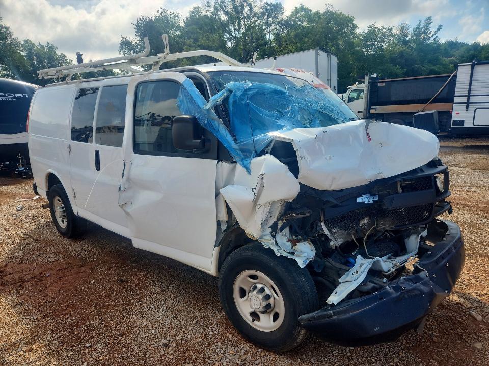 Auction sale of the 2015 Chevrolet Express G2500, vin: 1GCWGFCF4F1235531, lot number: 60707035