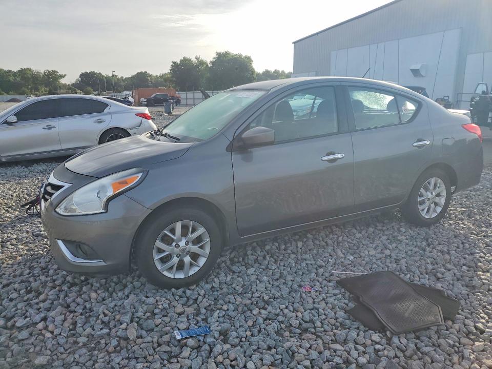 2018 Nissan Versa მანქანა იყიდება აუქციონზე, vin: 3N1CN7APXJL854911, აუქციონის ნომერი: 55712026
