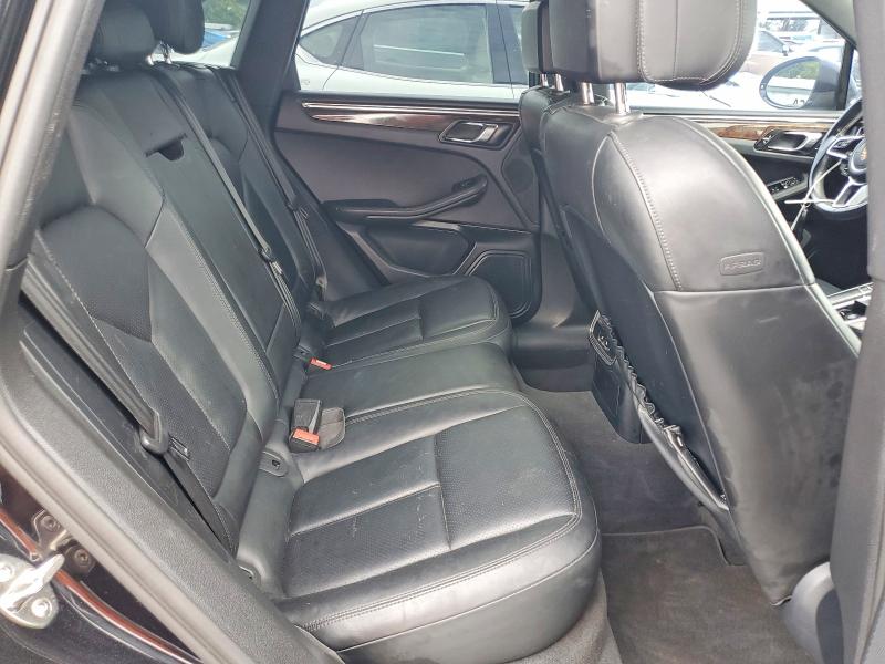 55867686 :رقم المزاد ، WP1AB2A56FLB43934 vin ، 2015 Porsche Macan مزاد بيع