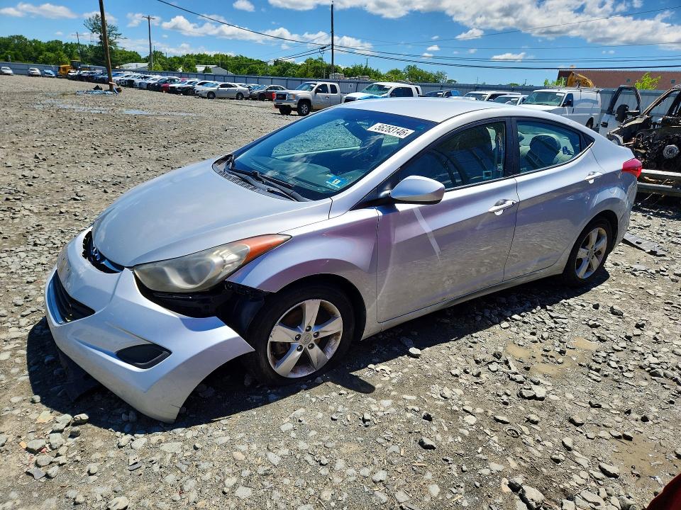 2013 Hyundai Elantra მანქანა იყიდება აუქციონზე, vin: 5NPDH4AE2DH354476, აუქციონის ნომერი: 56283146