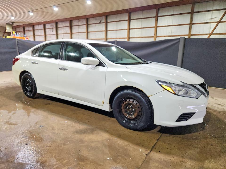 Продажа на аукционе авто 2018 Nissan Altima, vin: 1N4AL3AP0JC174746, номер лота: 49803196