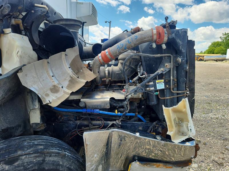 56566066 :رقم المزاد ، 1M1AA13Y8YW125152 vin ، 2000 Mack 600 مزاد بيع