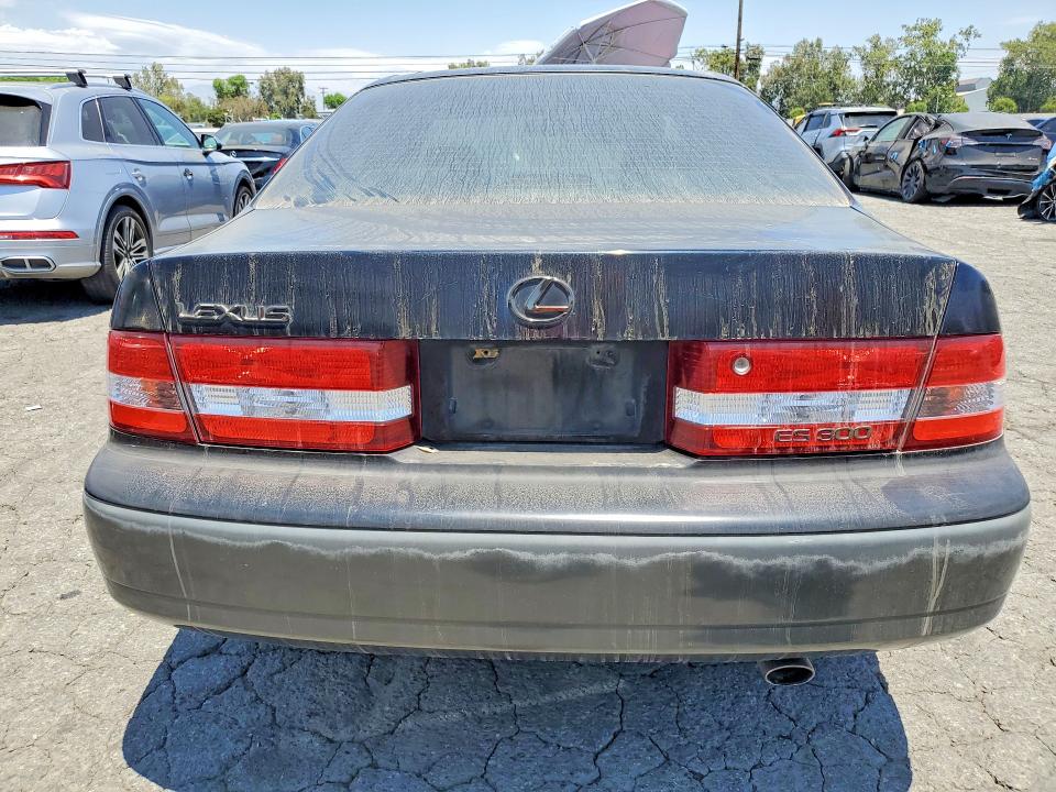 2000 Lexus Es მანქანა იყიდება აუქციონზე, vin: JT8BF28GXY0276605, აუქციონის ნომერი: 58487256
