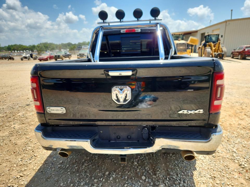 77248845 :رقم المزاد ، 1C6SRFKT8KN831803 vin ، 2019 Ram 1500 مزاد بيع