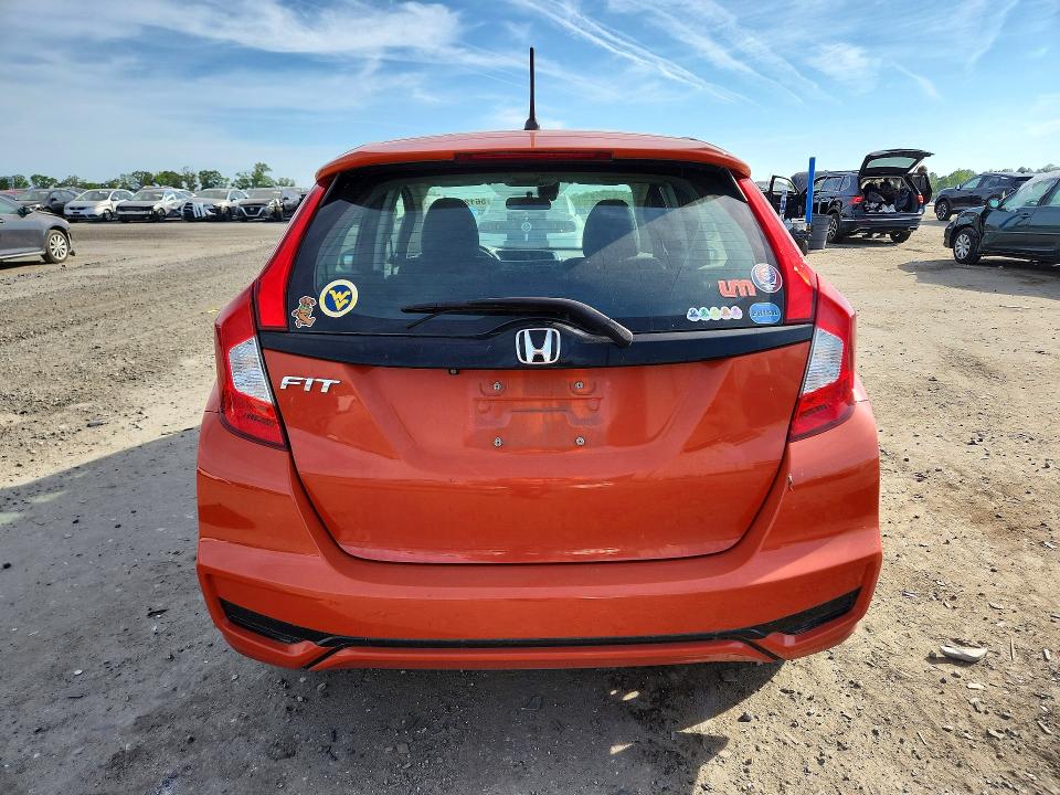 Продажа на аукционе авто 2018 Honda Fit, vin: 3HGGK5H57JM708719, номер лота: 56125486