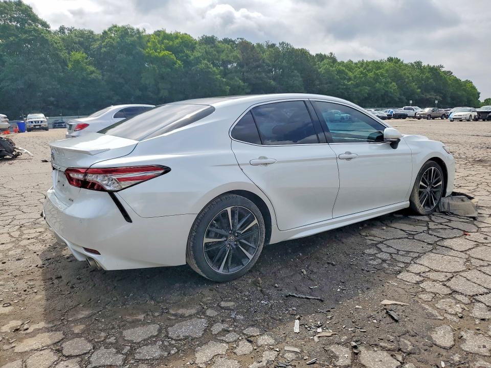 Aukcja sprzedaży 2018 Toyota Camry, vin: 4T1B61HK1JU074987, numer aukcji: 56611546