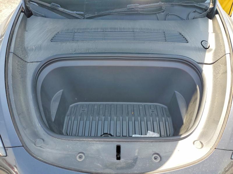 55795076 :رقم المزاد ، 7SAYGDED3RF093504 vin ، 2024 Tesla Model Y مزاد بيع