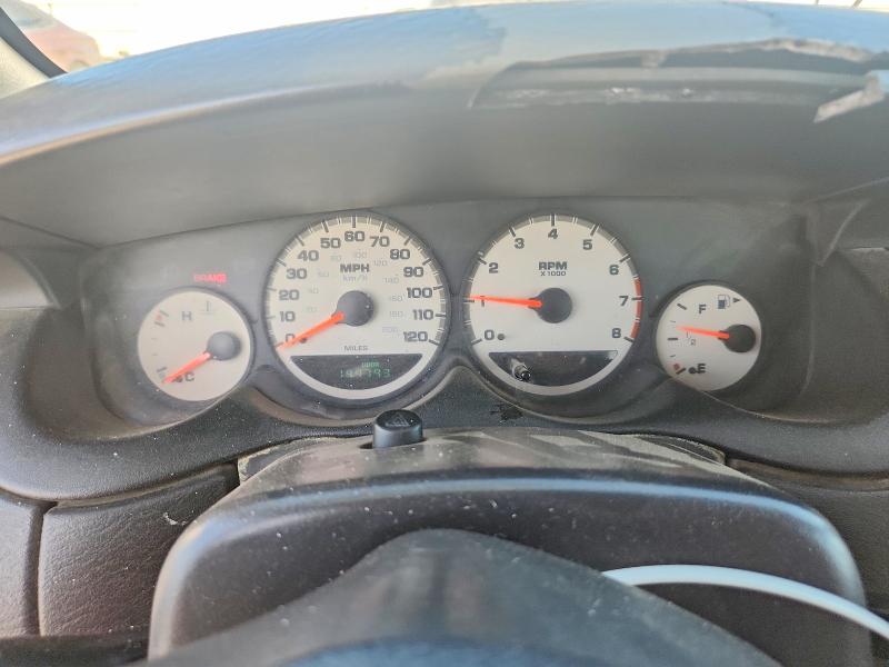 56136596 :رقم المزاد ، 1B3ES56C75D158819 vin ، 2005 Dodge Neon مزاد بيع
