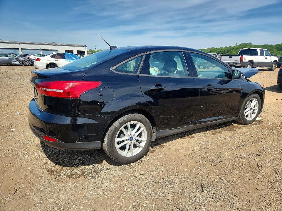 56262806 :رقم المزاد ، 1FADP3F25GL390292 vin ، 2016 Ford Focus مزاد بيع