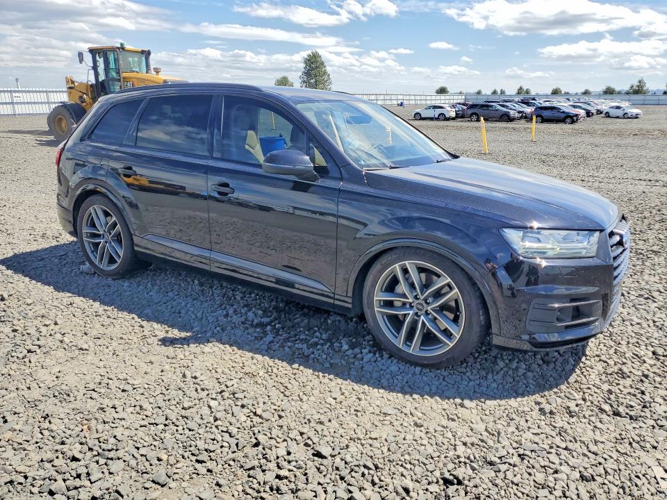 56335176 :رقم المزاد ، WA1VABF77HD030758 vin ، 2017 Audi Q7 مزاد بيع