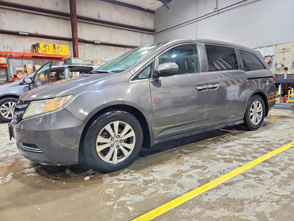56165496 :رقم المزاد ، 5FNRL5H46EB030020 vin ، 2014 Honda Odyssey مزاد بيع
