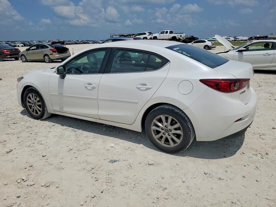 55898426 :رقم المزاد ، 3MZBN1U78JM228024 vin ، 2018 Mazda 3 مزاد بيع