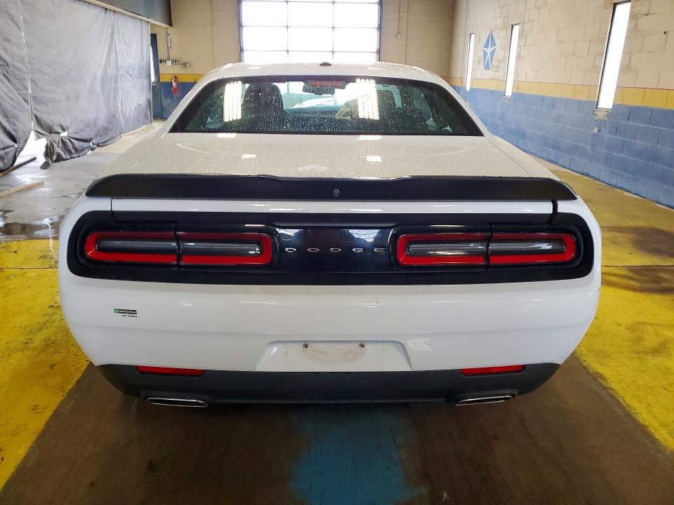 Продажа на аукционе авто 2023 Dodge Challenger, vin: 2C3CDZAG9PH562992, номер лота: 57039776