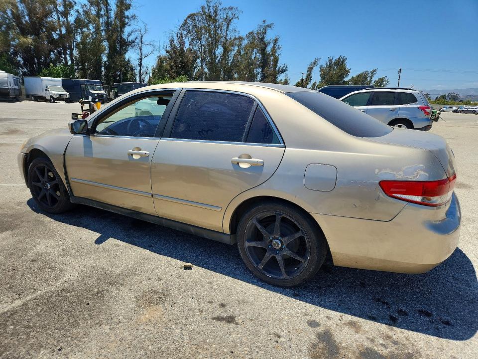 Продажа на аукционе авто 2004 Honda Accord, vin: JHMCM563X4C040413, номер лота: 57601166
