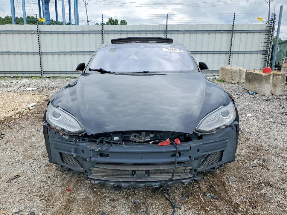 Продажа на аукционе авто 2014 Tesla Model S, vin: 5YJSA1H20EFP66661, номер лота: 57503916