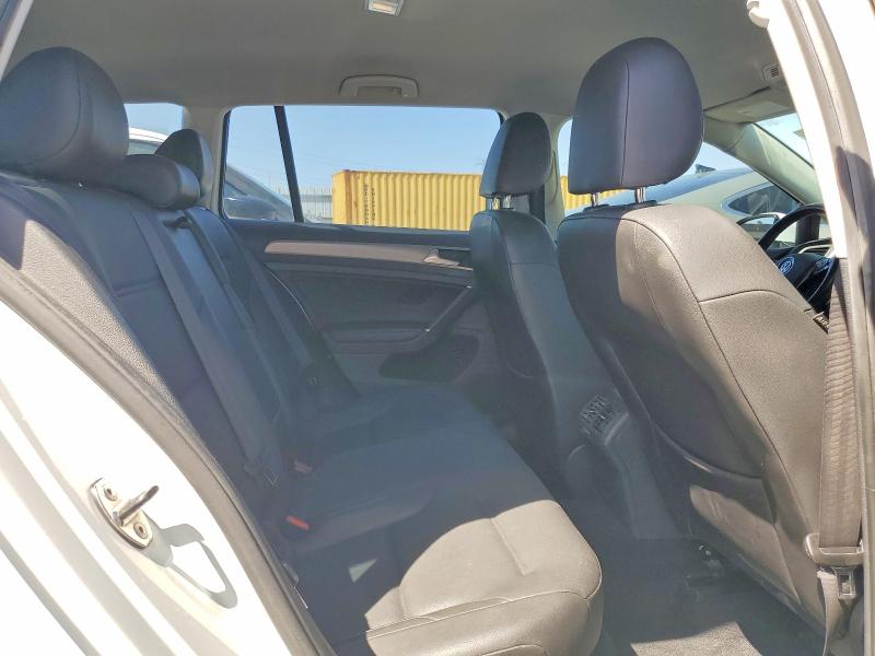 57335496 :رقم المزاد ، 3VWCA7AU8FM517893 vin ، 2015 Volkswagen Golf Sportwagen مزاد بيع