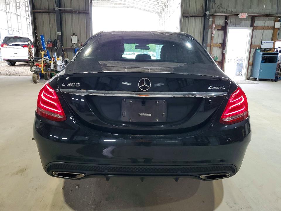 58244826 :رقم المزاد ، 55SWF4KBXFU092418 vin ، 2015 Mercedes-benz C مزاد بيع