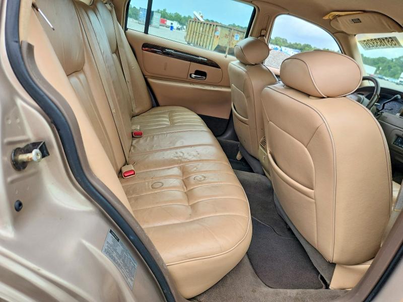 1998 Lincoln Town Car მანქანა იყიდება აუქციონზე, vin: 1LNFM81W4WY609310, აუქციონის ნომერი: 58183326