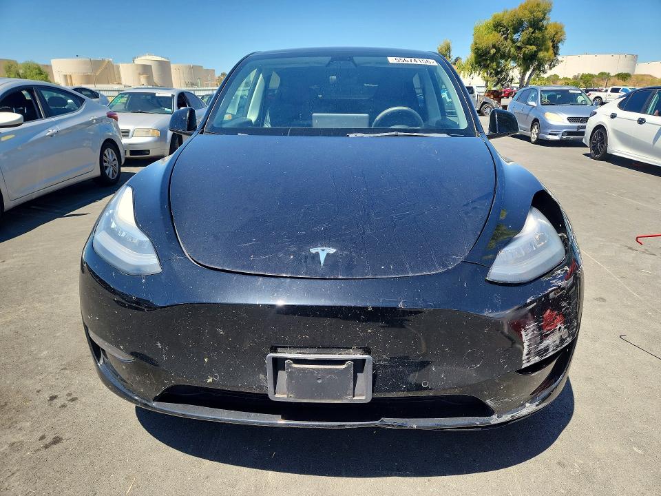 55674156 :رقم المزاد ، 5YJYGDEE3MF196078 vin ، 2021 Tesla Model Y مزاد بيع