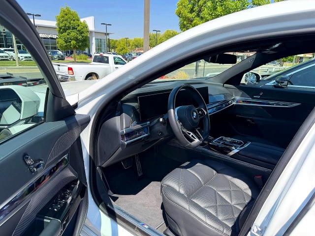 2025 Bmw 740 მანქანა იყიდება აუქციონზე, vin: WBA23EH03SCU64559, აუქციონის ნომერი: 58319946