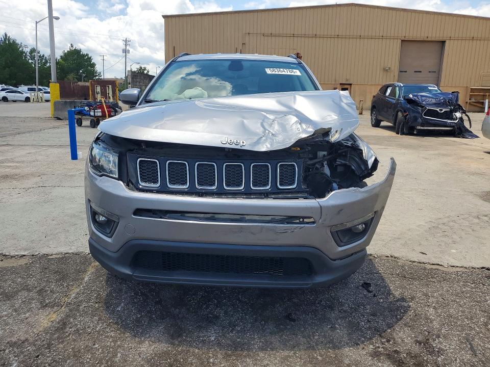 58364786 :رقم المزاد ، 3C4NJDBBXLT174612 vin ، 2020 Jeep Compass مزاد بيع