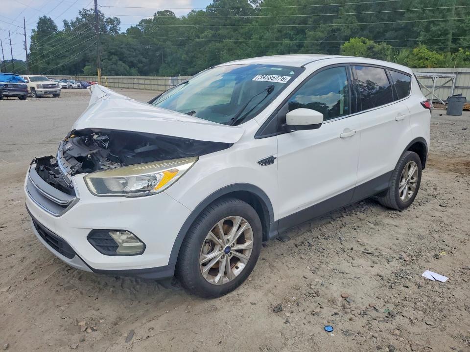 59535476 :رقم المزاد ، 1FMCU0GD0HUE39645 vin ، 2017 Ford Escape مزاد بيع