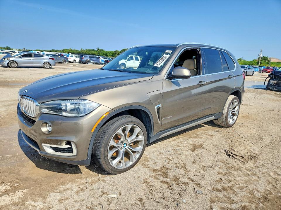 57953856 :رقم المزاد ، 5UXKT0C30H0S81684 vin ، 2017 Bmw X5 مزاد بيع