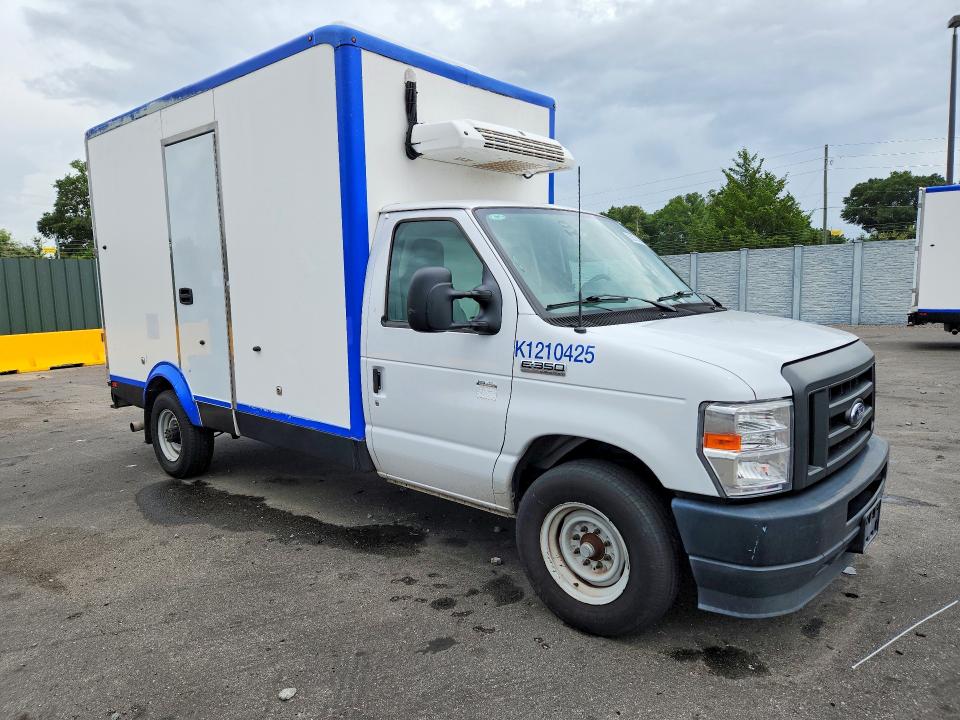 55573186 :رقم المزاد ، 1FDWE3FK1PDD09741 vin ، 2023 Ford E350 مزاد بيع