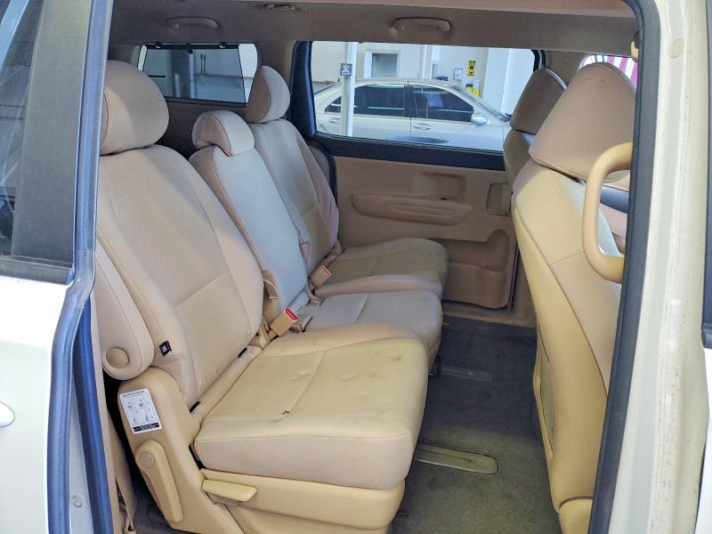 58293036 :رقم المزاد ، KNDMB5C11G6090151 vin ، 2016 Kia Sedona مزاد بيع