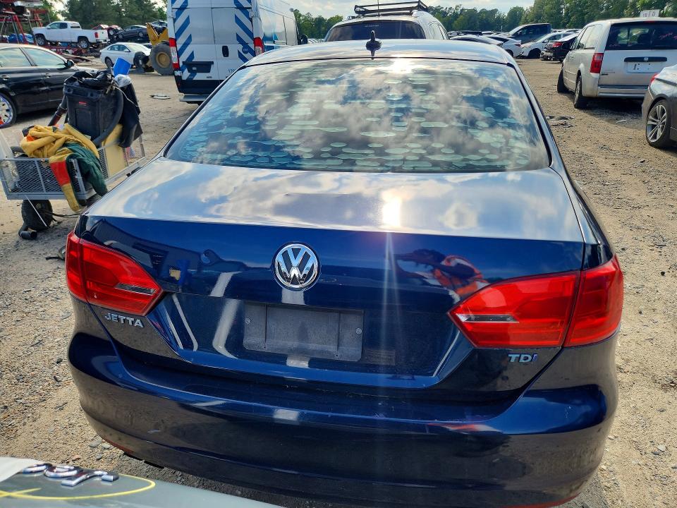 Продаж на аукціоні авто 2013 Volkswagen Jetta, vin: 3VWLL7AJ5DM384524, номер лоту: 57819826