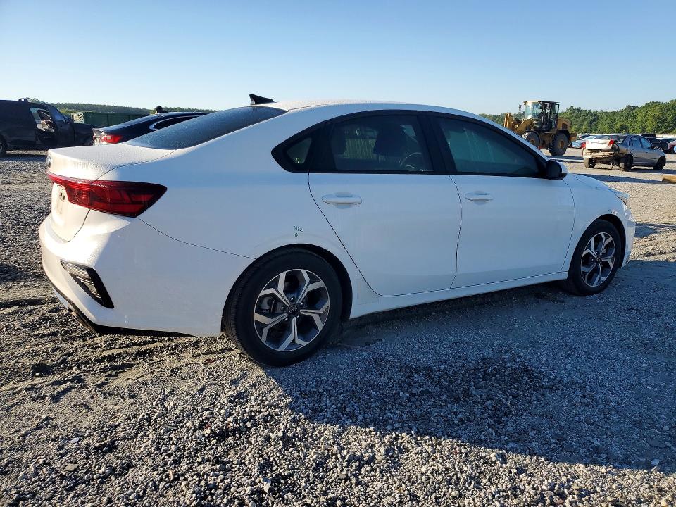 Продажа на аукционе авто 2021 Kia Forte, vin: 3KPF24AD4ME382592, номер лота: 56167826