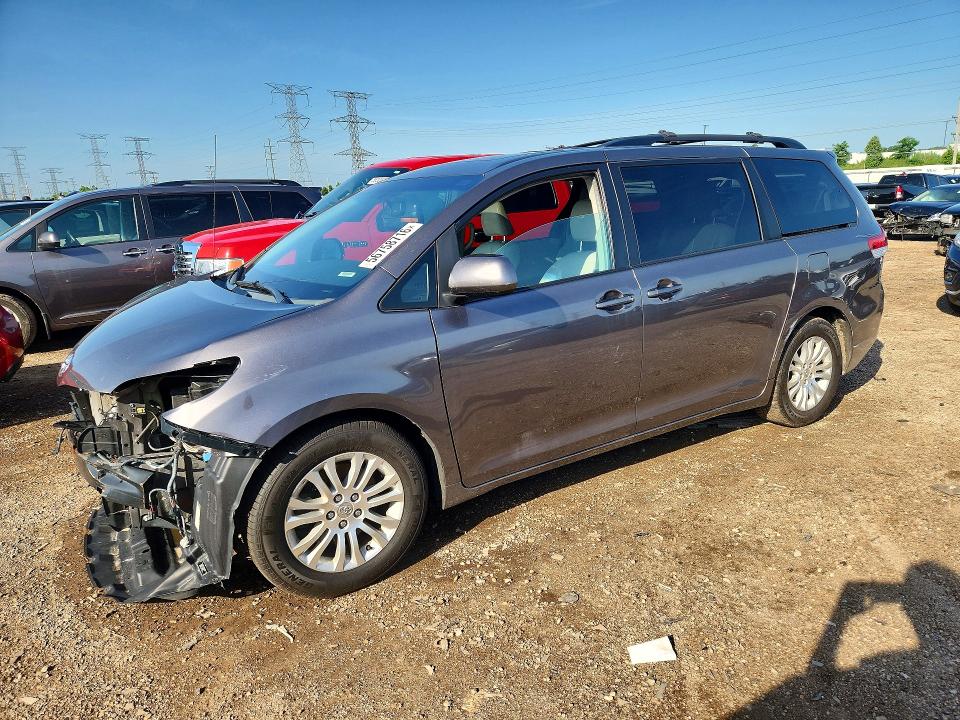 Продаж на аукціоні авто 2014 Toyota Sienna, vin: 5TDYK3DC7ES418398, номер лоту: 56758716