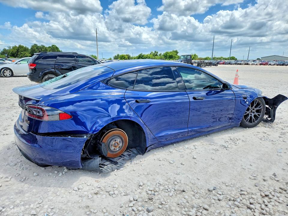 56999946 :رقم المزاد ، 5YJSA1E60MF454393 vin ، 2021 Tesla Model S مزاد بيع
