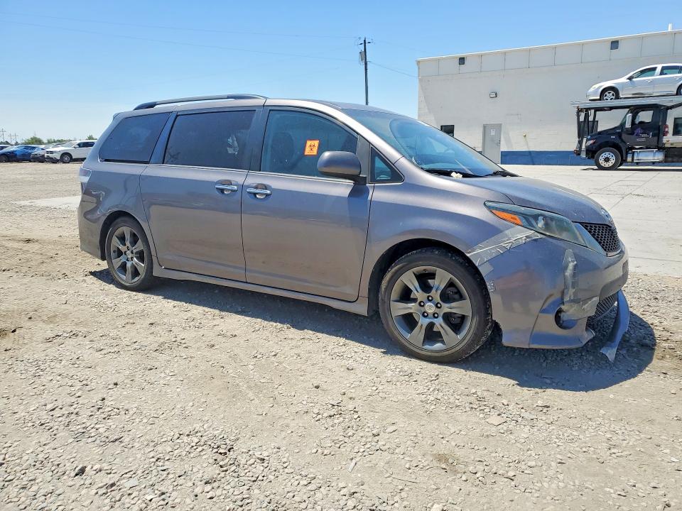 2016 Toyota Sienna მანქანა იყიდება აუქციონზე, vin: 5TDXK3DC4GS756937, აუქციონის ნომერი: 58412196
