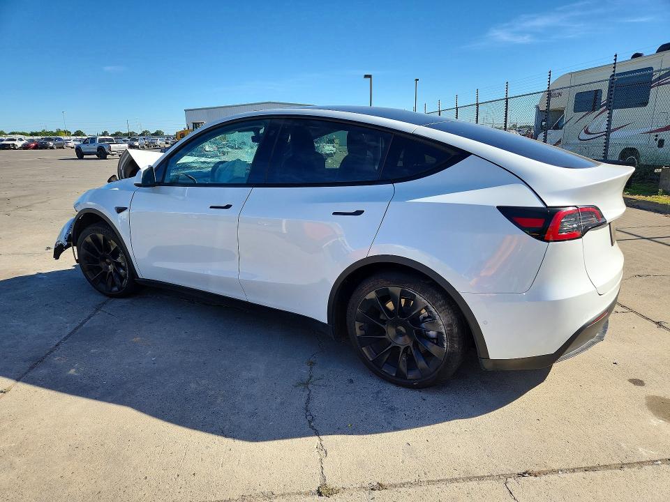Продаж на аукціоні авто 2022 Tesla Model Y, vin: 7SAYGAEE3NF350811, номер лоту: 56677916
