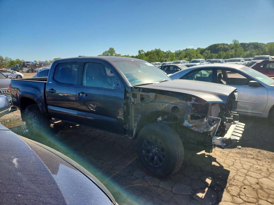 54945466 :رقم المزاد ، 3TMCZ5AN2NM472571 vin ، 2022 Toyota Tacoma مزاد بيع