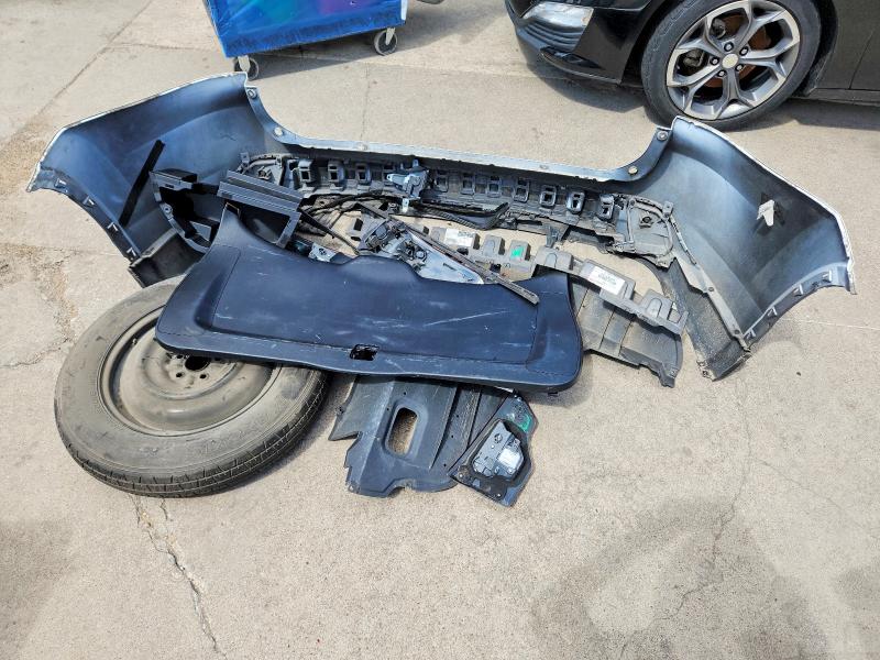 57049796 :رقم المزاد ، 5TDKZRFH1KS349944 vin ، 2019 Toyota Highlander مزاد بيع
